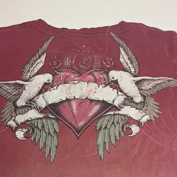 Ed Hardy Red and Pink Short Sleeve Tee - Picture 4 of 6